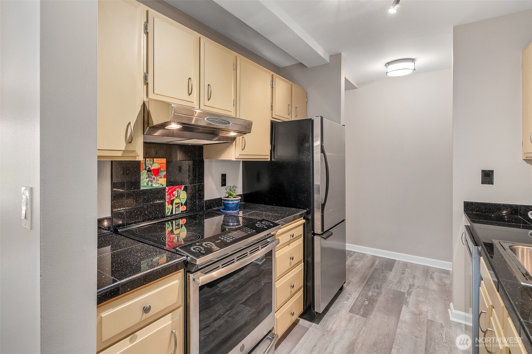 75 E Lynn Street #B, Seattle, WA 98102