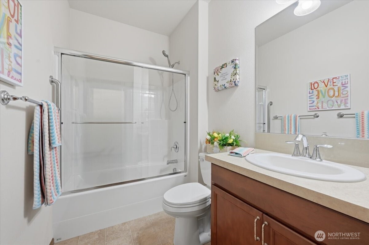 223 S 48th Place , Mount Vernon, WA 98274