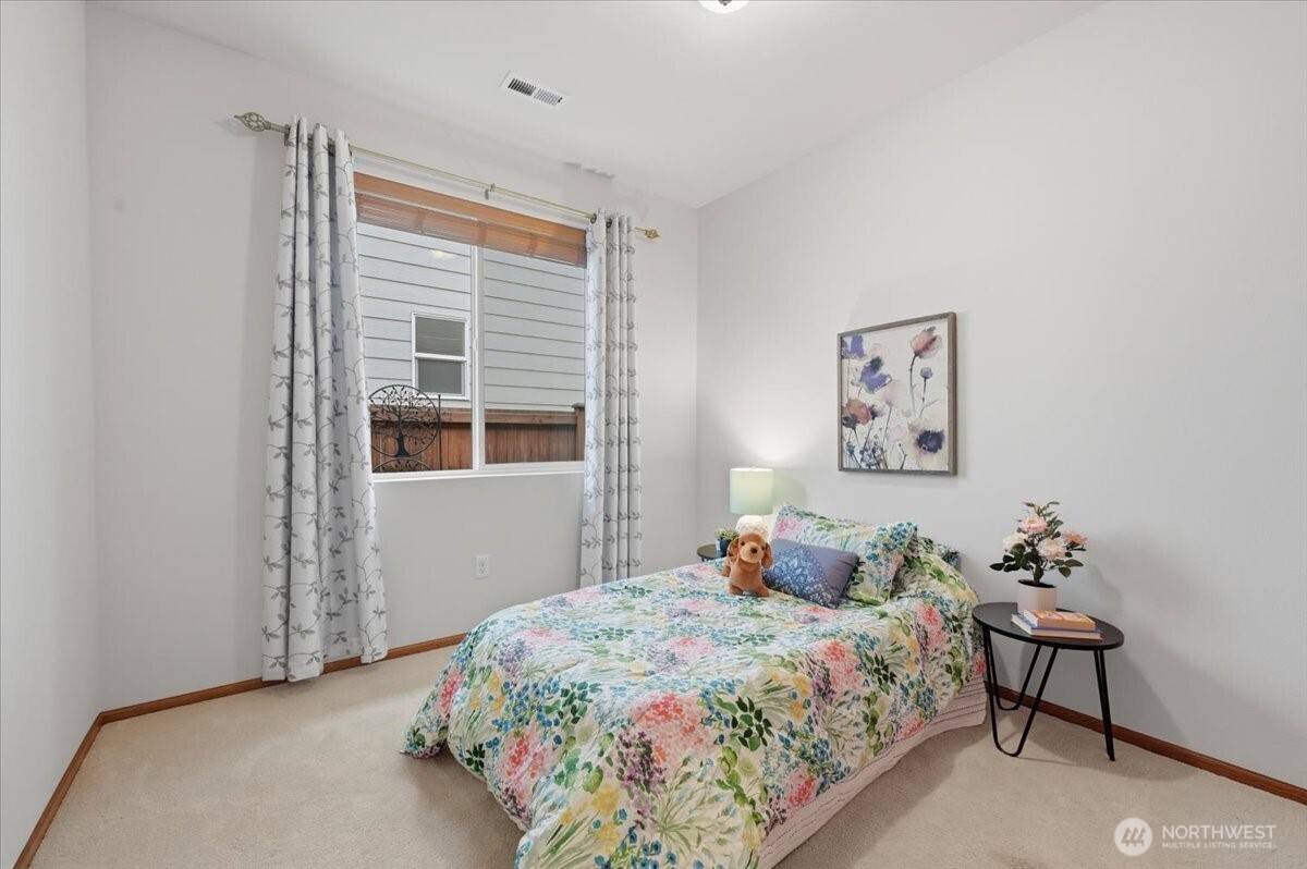 223 S 48th Place , Mount Vernon, WA 98274