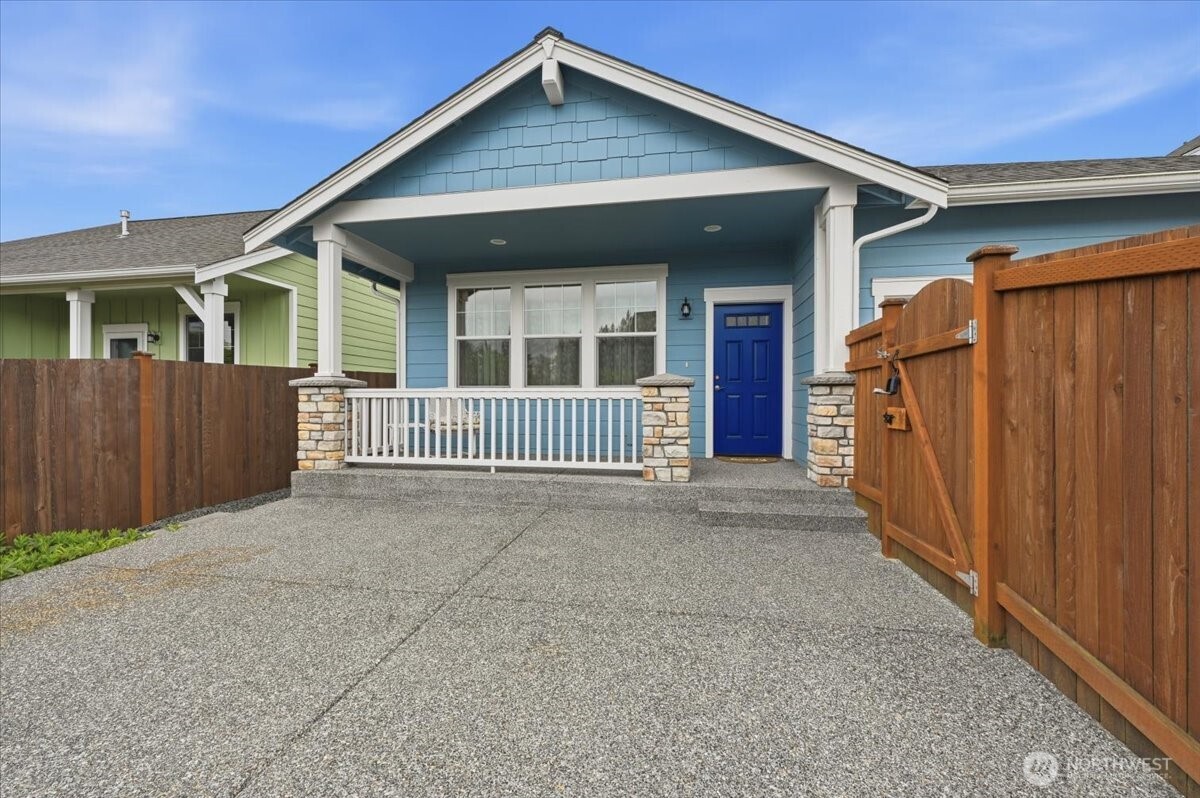 223 S 48th Place , Mount Vernon, WA 98274
