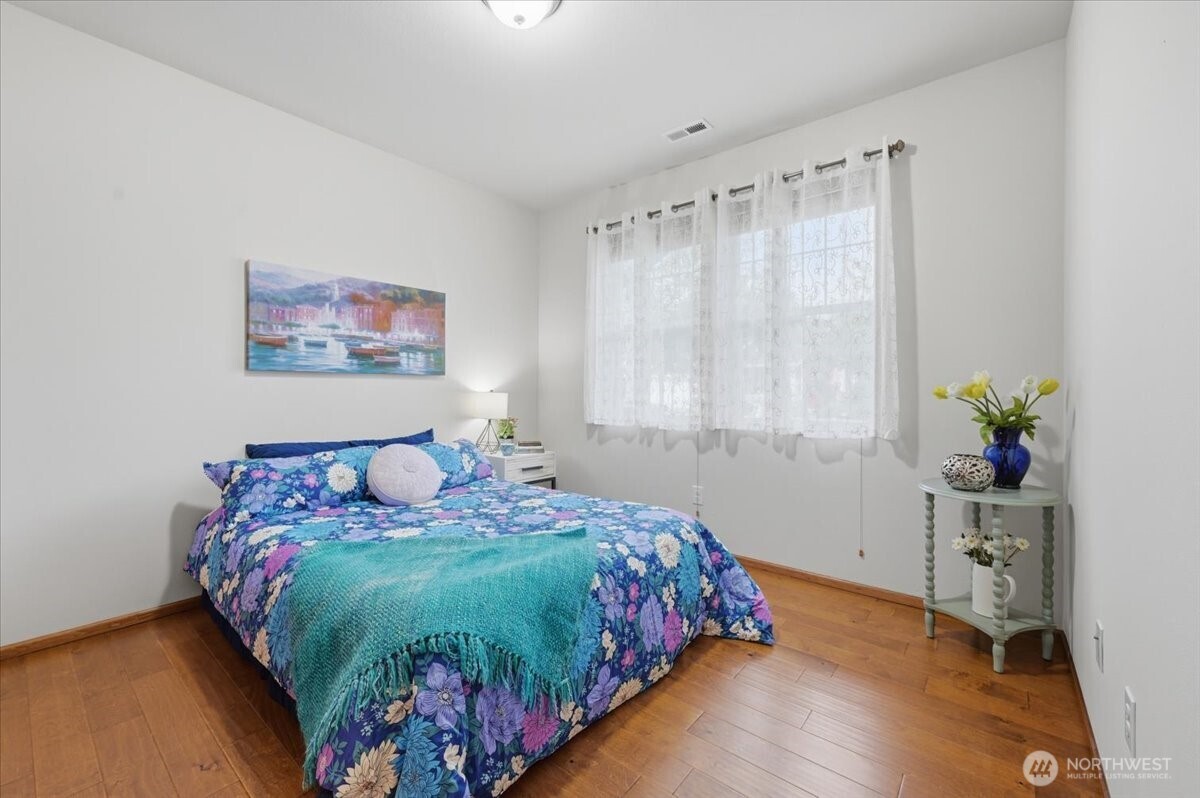 223 S 48th Place , Mount Vernon, WA 98274