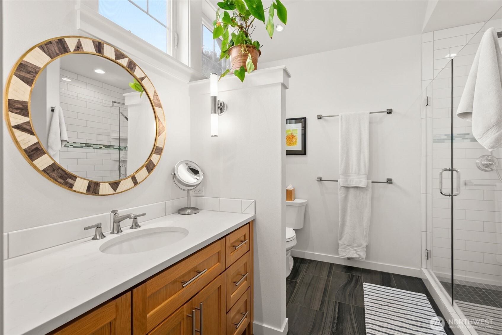518 Antonson Lane NE, Poulsbo, WA 98370