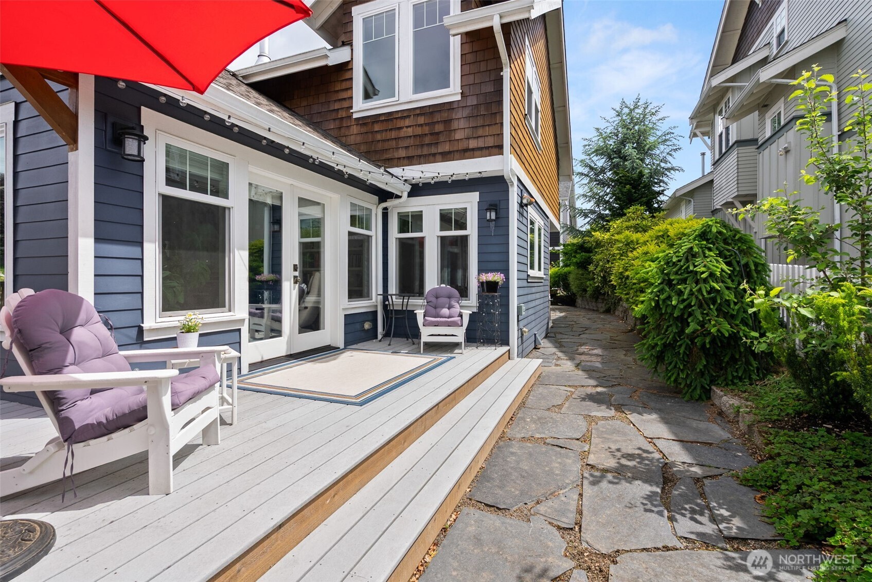 518 Antonson Lane NE, Poulsbo, WA 98370