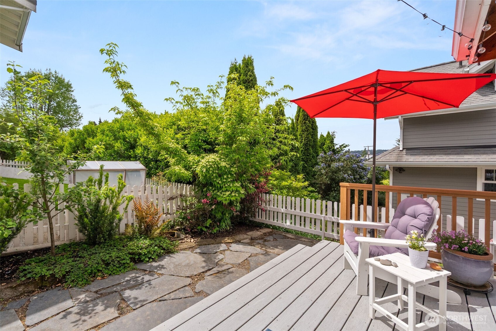 518 Antonson Lane NE, Poulsbo, WA 98370