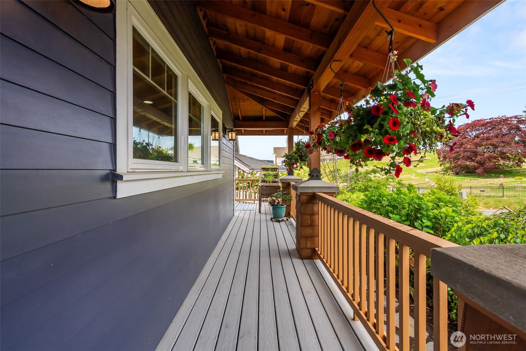 518 Antonson Lane NE, Poulsbo, WA 98370