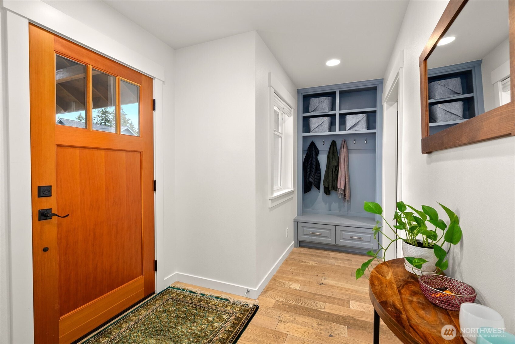 518 Antonson Lane NE, Poulsbo, WA 98370