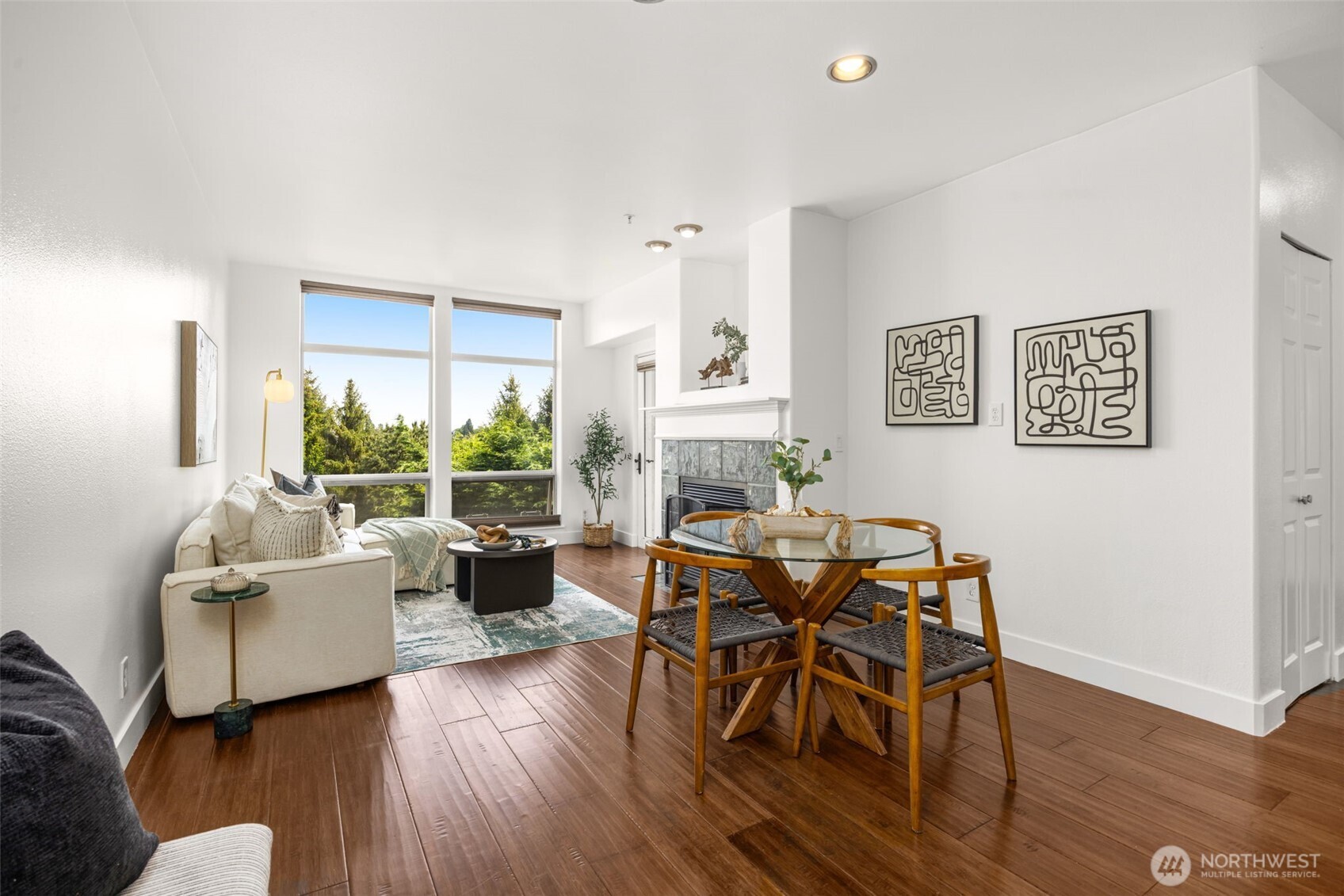 3221 SW Avalon Way #105, Seattle, WA 98126-4423
