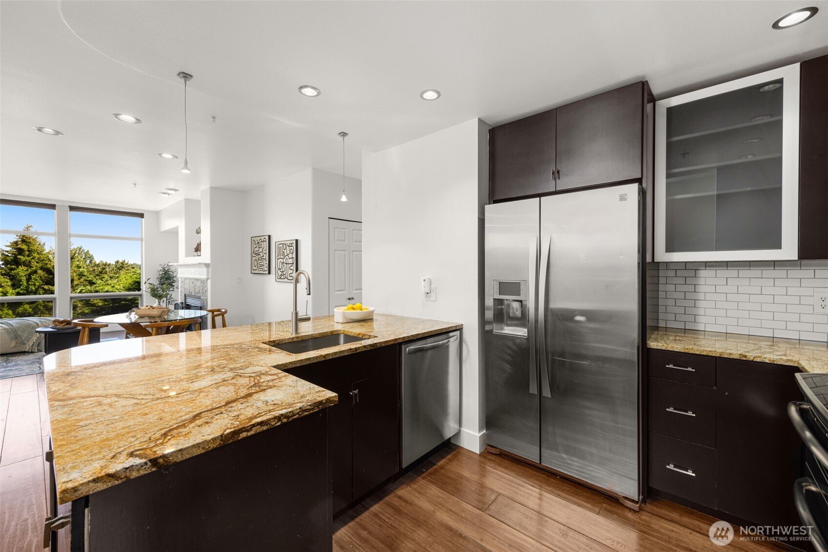 3221 SW Avalon Way #105, Seattle, WA 98126-4423
