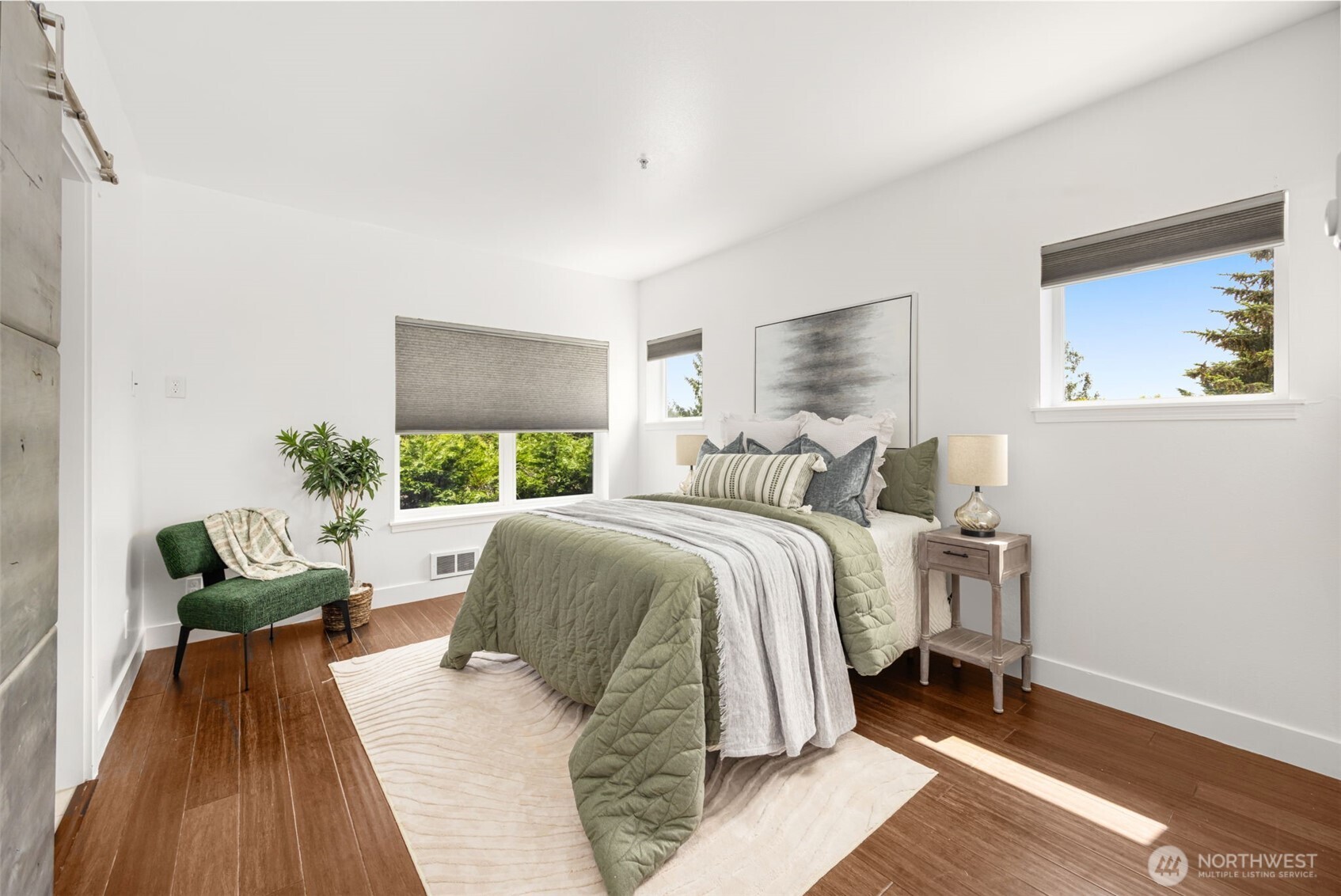3221 SW Avalon Way #105, Seattle, WA 98126-4423