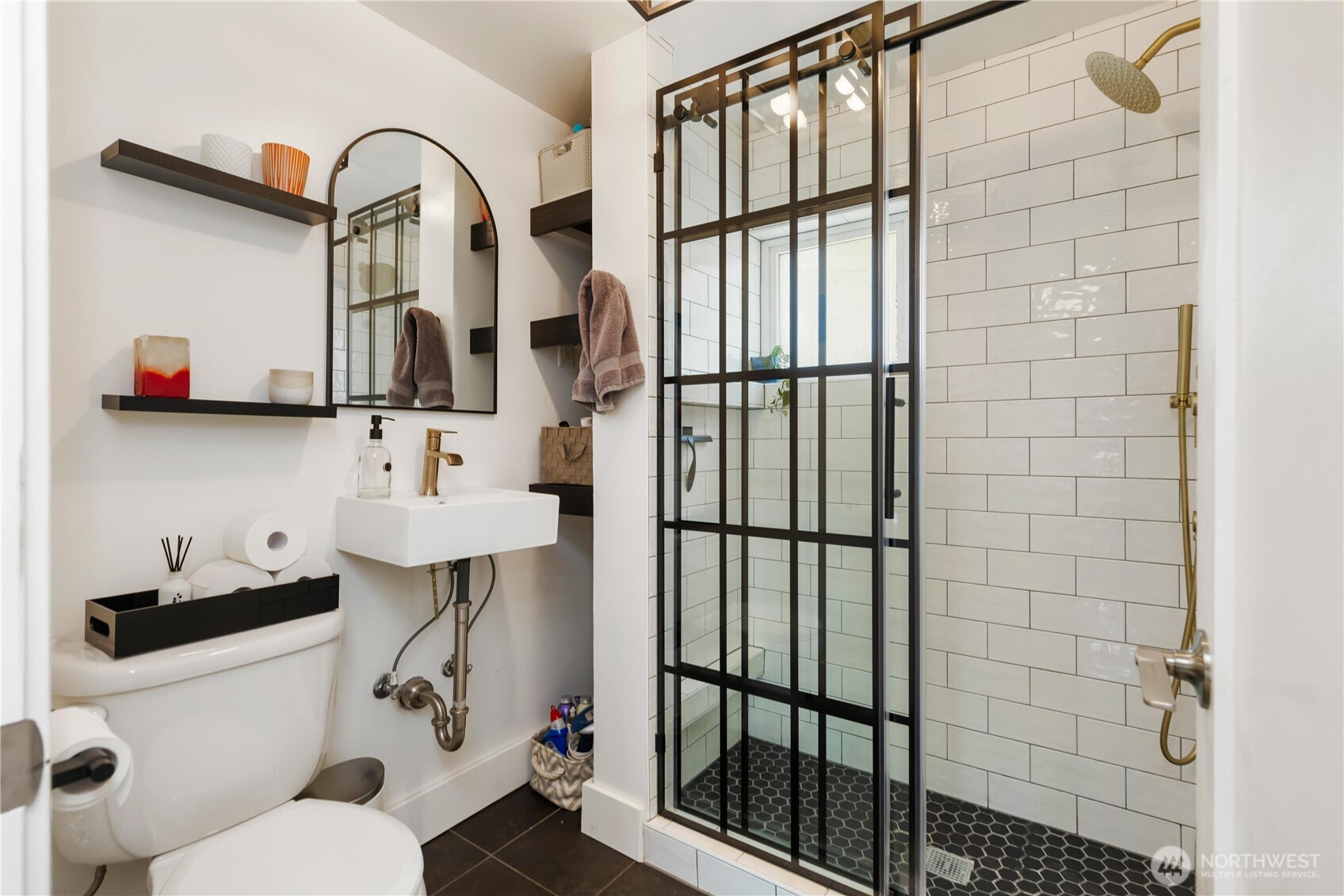 7708 35th Avenue S, Seattle, WA 98118