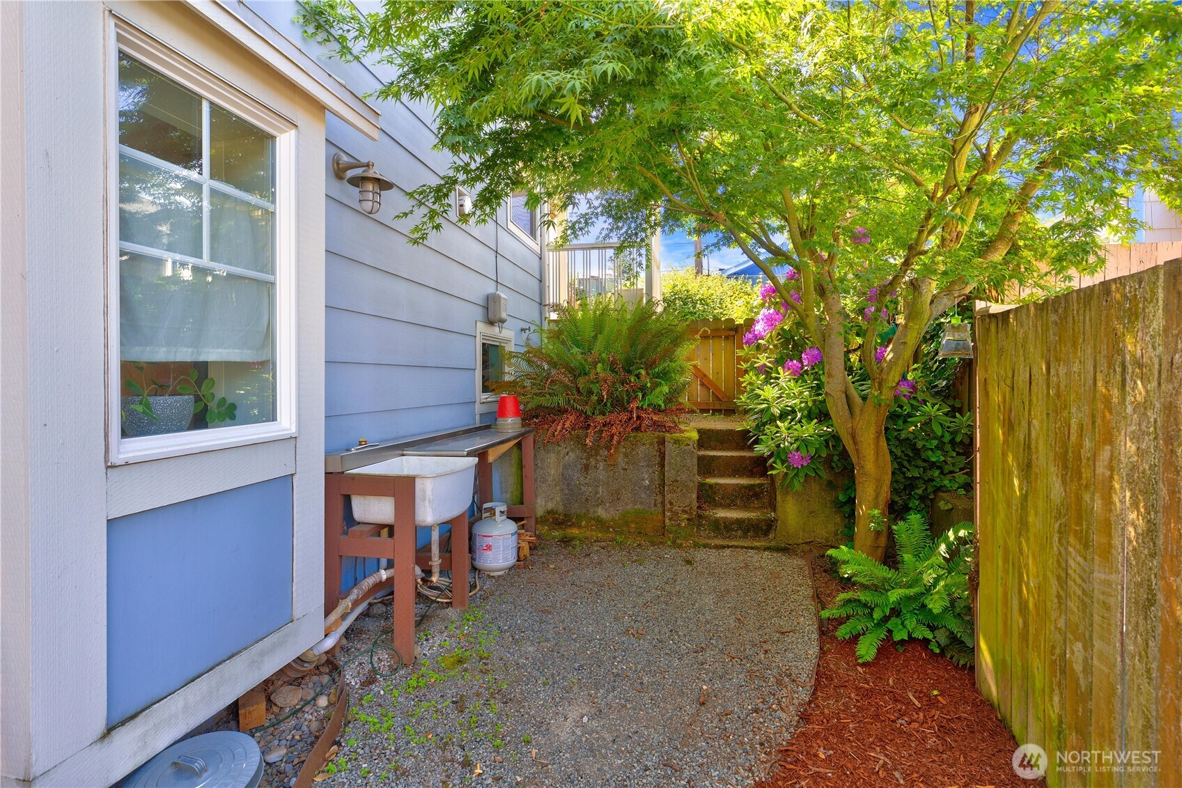 7708 35th Avenue S, Seattle, WA 98118