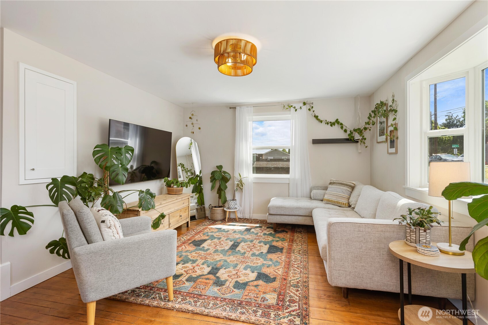 7708 35th Avenue S, Seattle, WA 98118