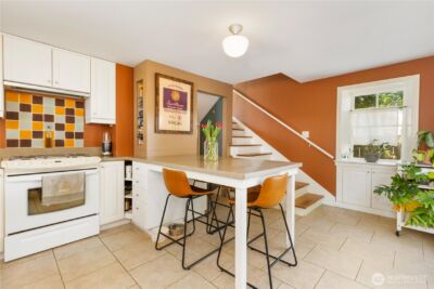 7708 35th Avenue S, Seattle, WA 98118 - Photo 9