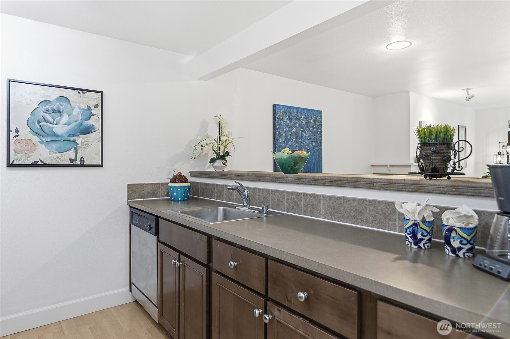 300 N 130th Street W #2205, Seattle, WA 98133