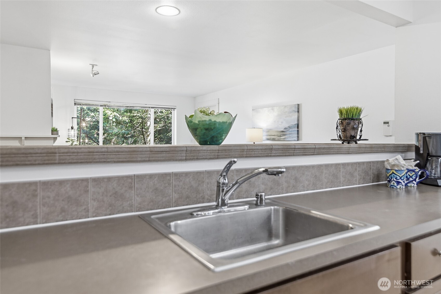 300 N 130th Street W #2205, Seattle, WA 98133