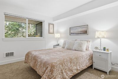 300 N 130th Street W #2205, Seattle, WA 98133 - Photo 16