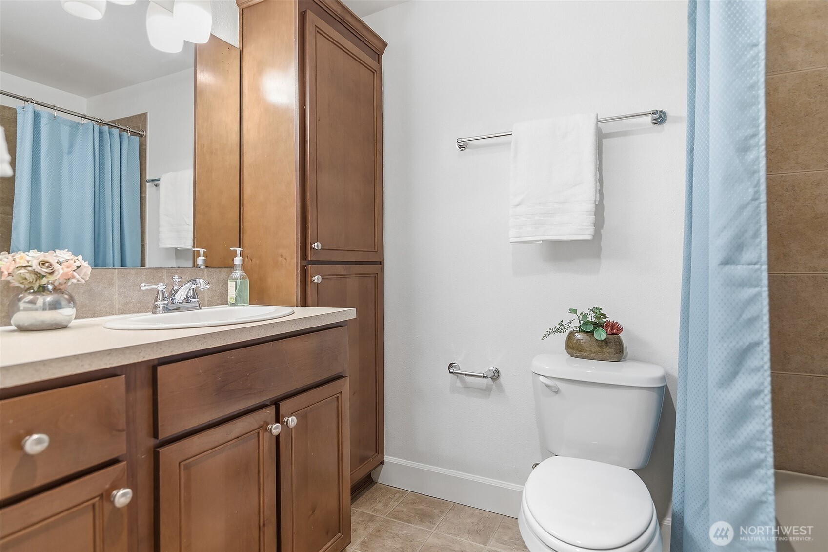 300 N 130th Street W #2205, Seattle, WA 98133