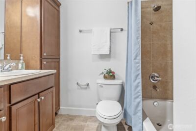300 N 130th Street W #2205, Seattle, WA 98133 - Photo 19