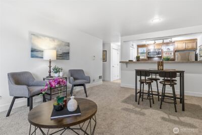 300 N 130th Street W #2205, Seattle, WA 98133 - Photo 8