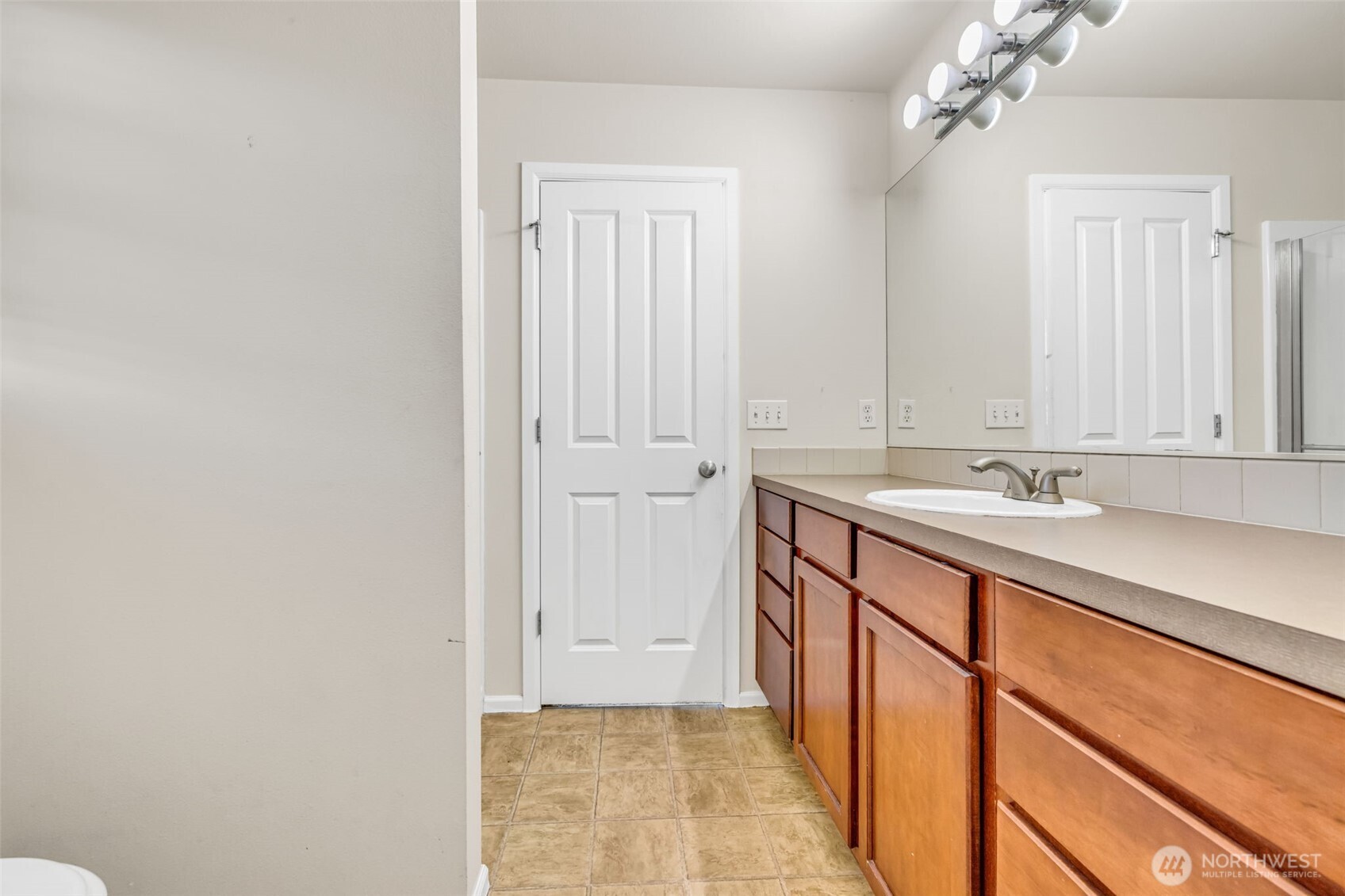6048 Park Street E, Fife, WA 98424