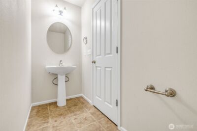 6048 Park Street E, Fife, WA 98424 - Photo 6