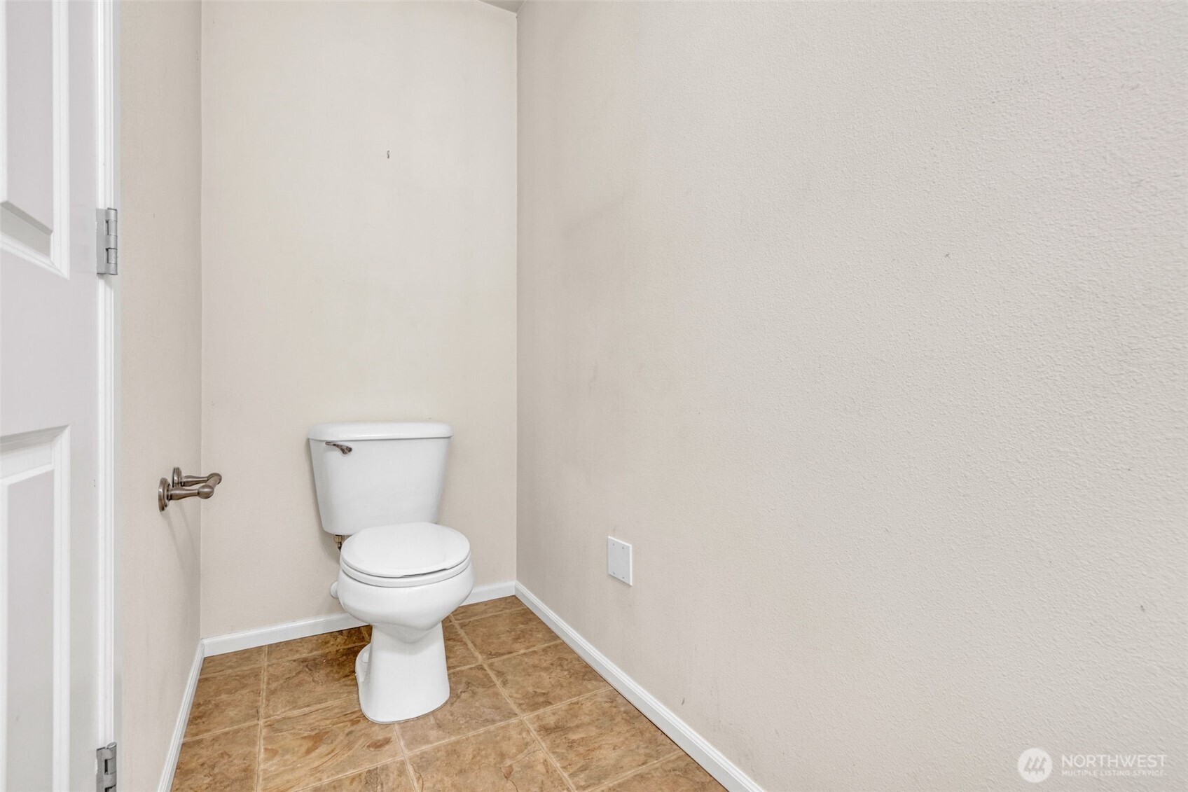 6048 Park Street E, Fife, WA 98424