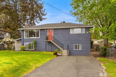 10417 17th Avenue SW, Seattle, WA 98146 - Photo 1