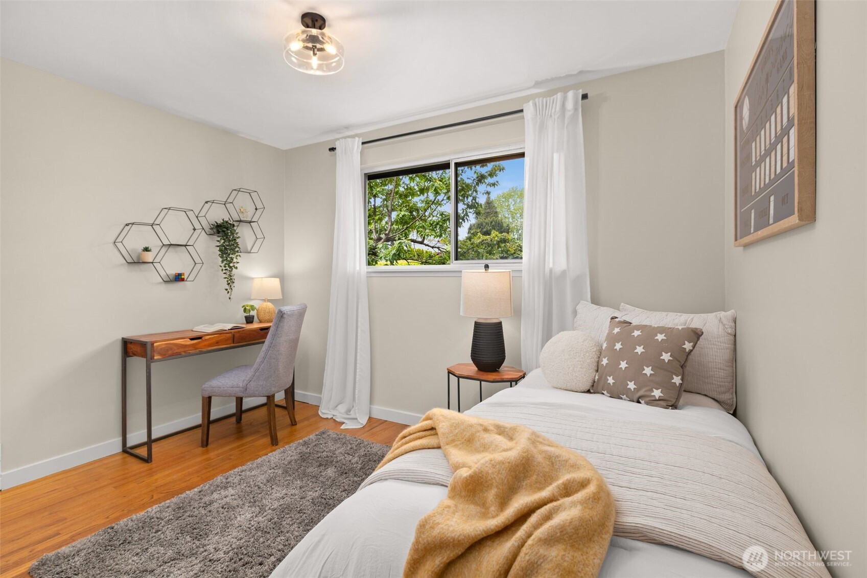 10417 17th Avenue SW, Seattle, WA 98146
