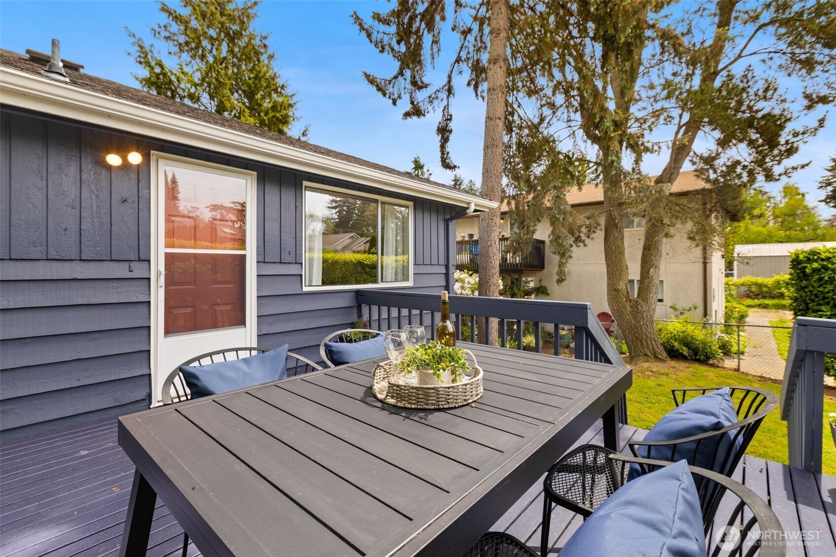 10417 17th Avenue SW, Seattle, WA 98146