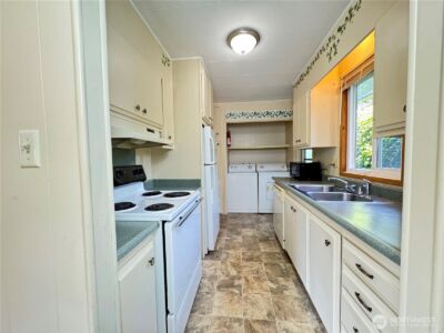 930 Trosper Rd SW #69, Tumwater, WA 98512 - Photo 9