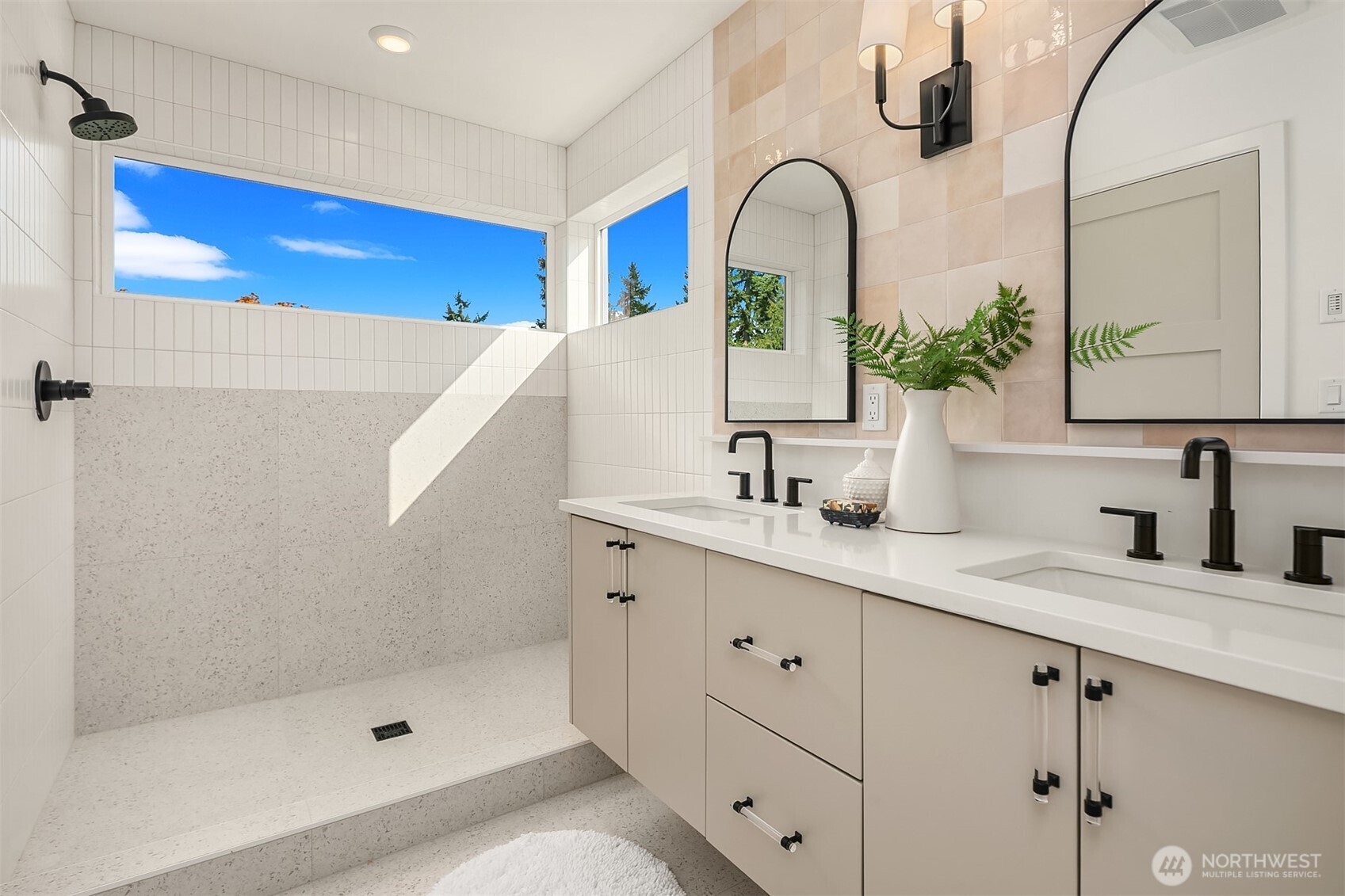 2030 NE 123rd Street , Seattle, WA 98125