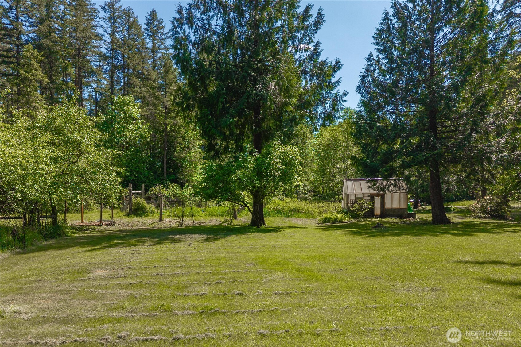 6832 101st Avenue SW, Olympia, WA 98512