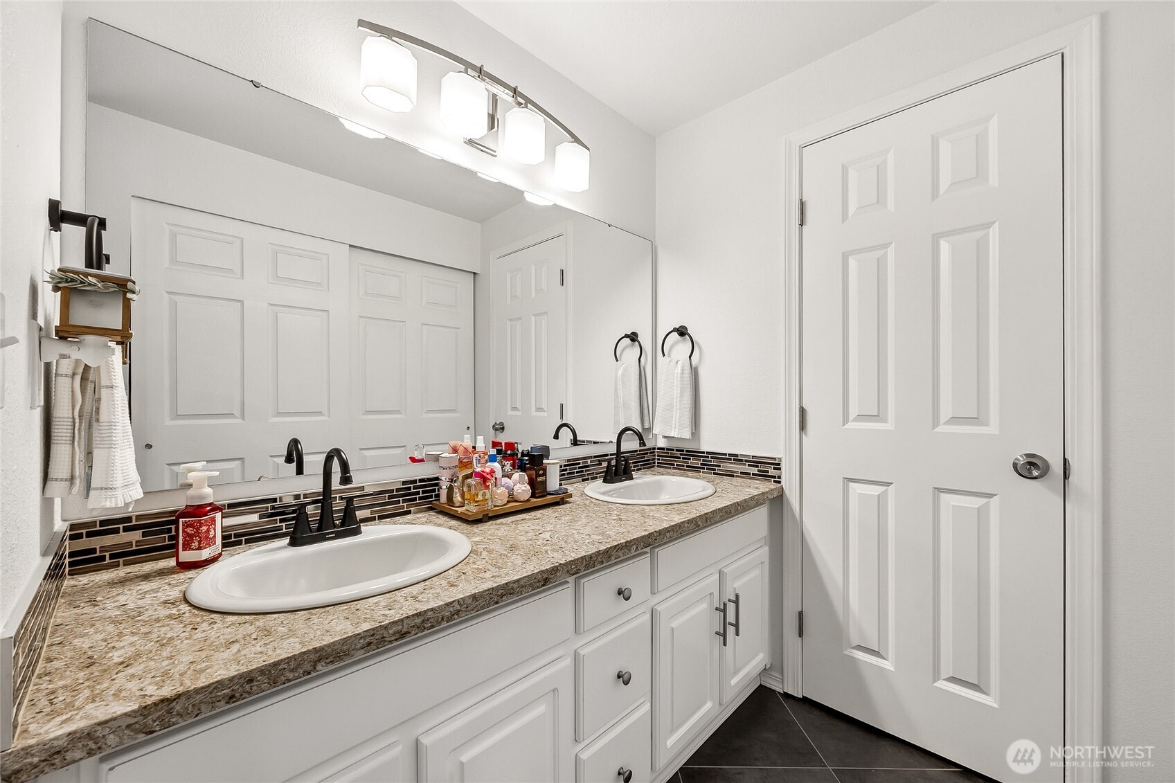 7600 13th Avenue NE, Olympia, WA 98516
