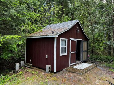 21950 Beachside Drive SE, Yelm, WA 98597 - Photo 8
