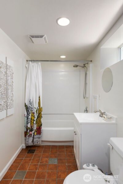 8111 10th Avenue S, Seattle, WA 98108 - Photo 31