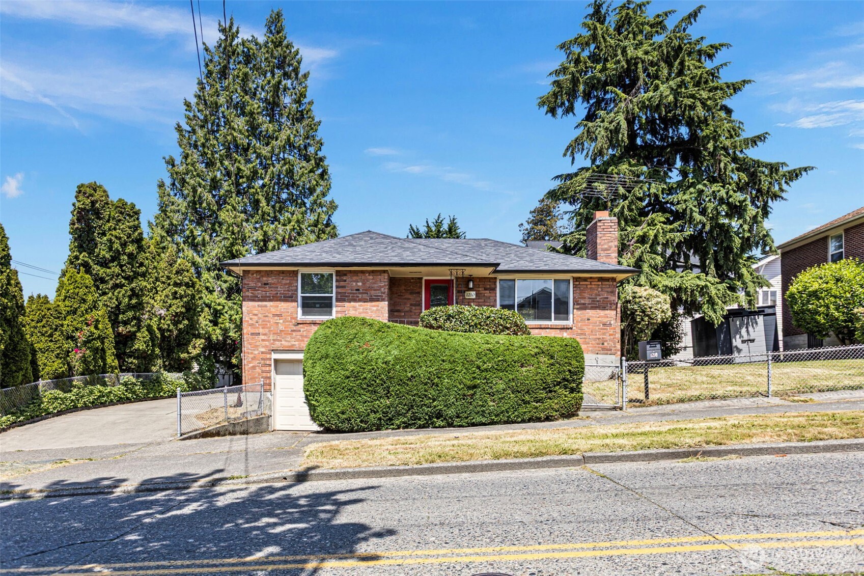 1210 S Lucile Street , Seattle, WA 98108
