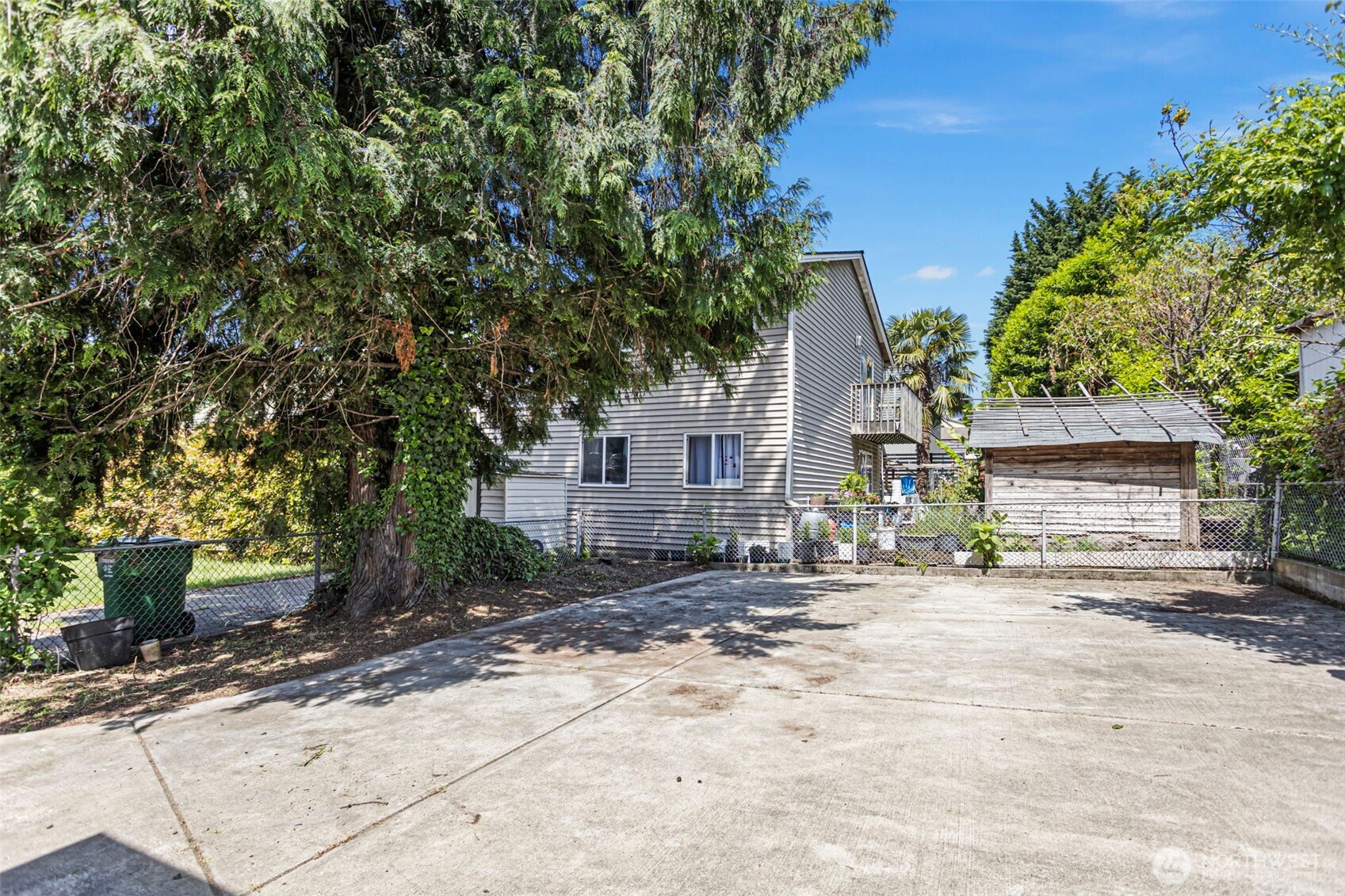 1210 S Lucile Street , Seattle, WA 98108