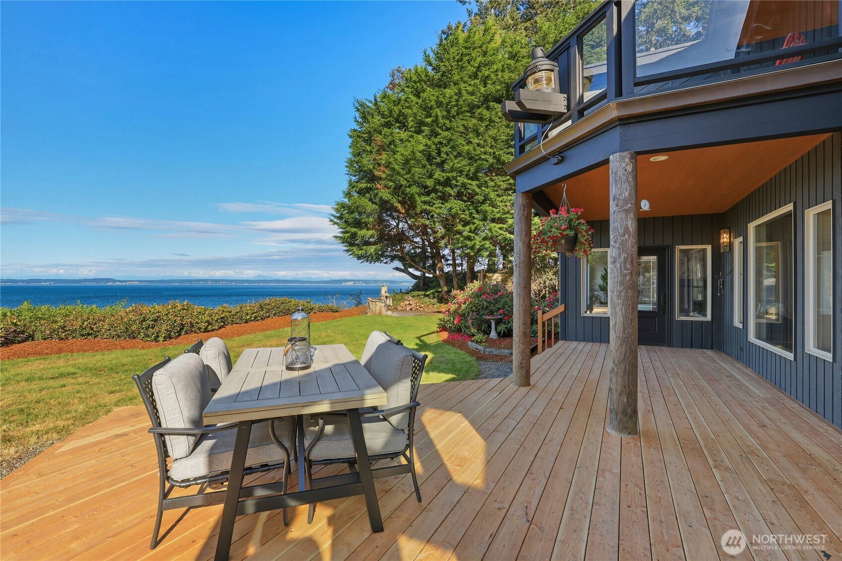 3996 NE Twin Spits Road , Hansville, WA 98340