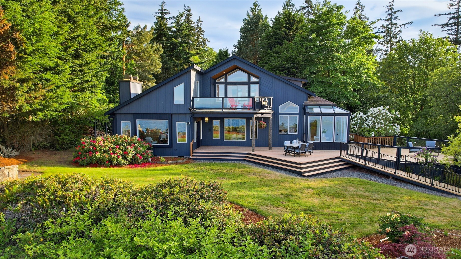 3996 NE Twin Spits Road , Hansville, WA 98340