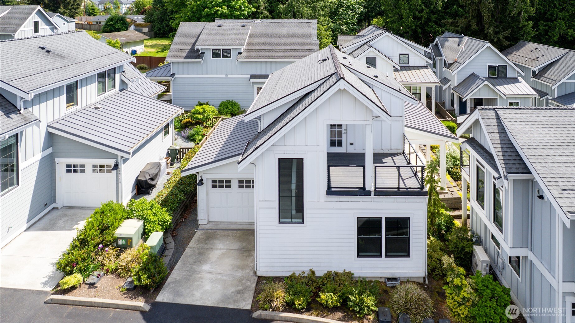 22729 SE 14th Court , Sammamish, WA 98075