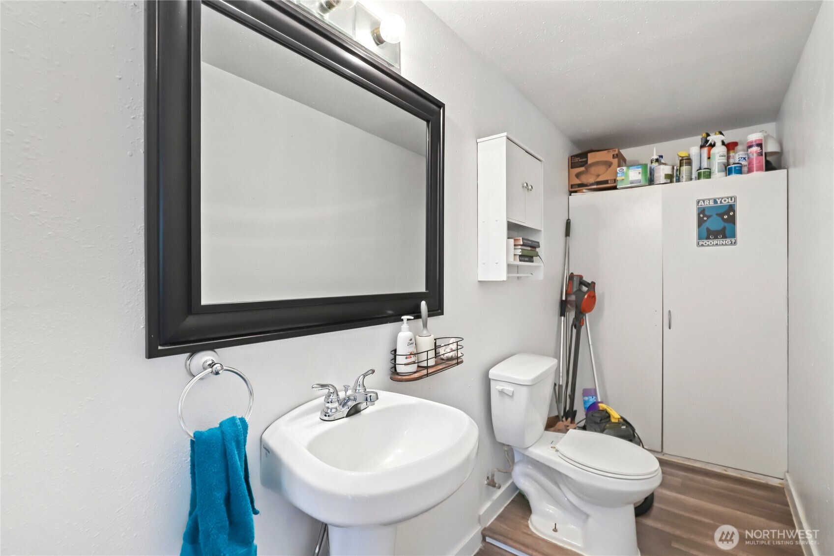 19164 Karl Place NE, Poulsbo, WA 98370