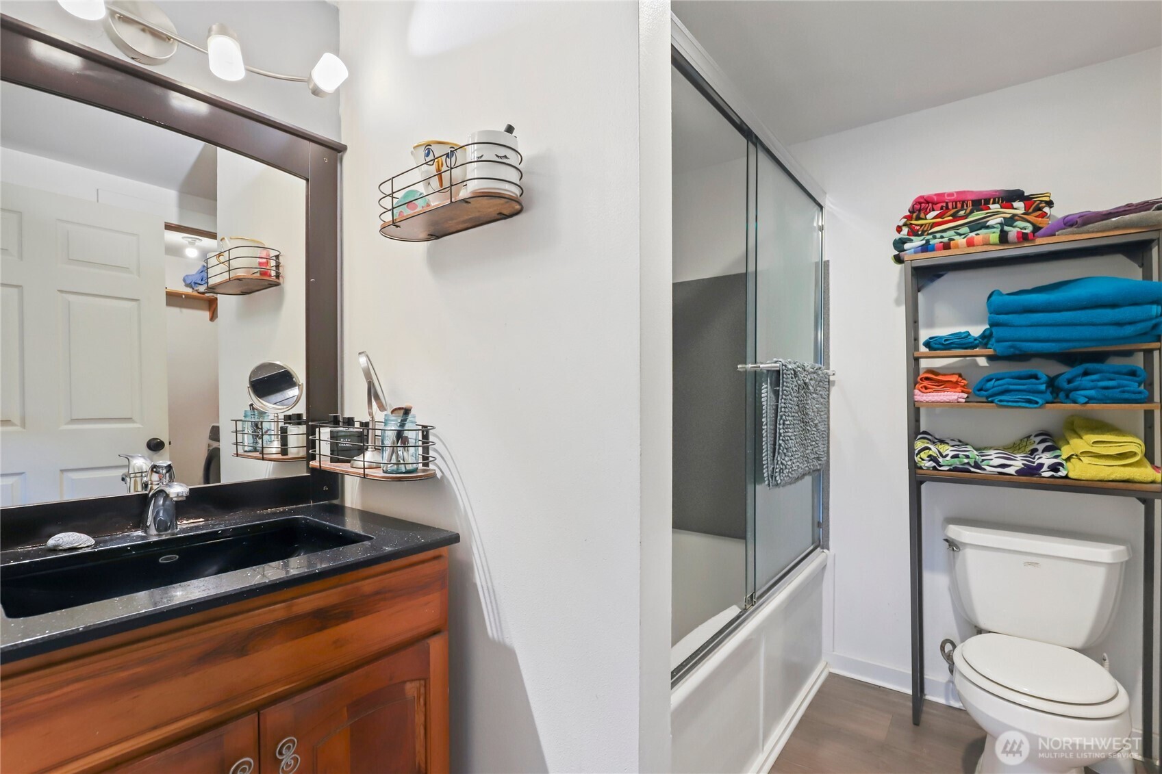19164 Karl Place NE, Poulsbo, WA 98370