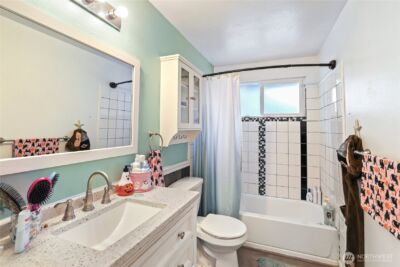 19164 Karl Place NE, Poulsbo, WA 98370 - Photo 23
