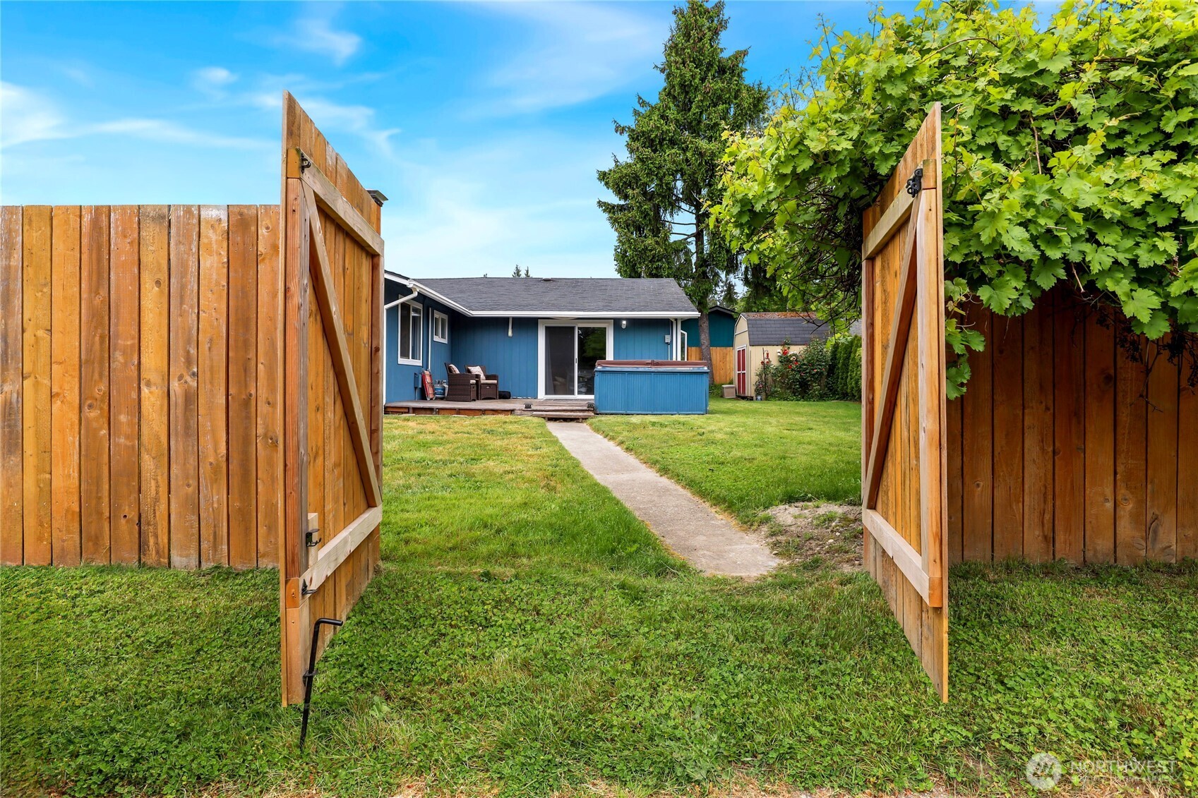 19164 Karl Place NE, Poulsbo, WA 98370