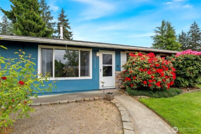 19164 Karl Place NE, Poulsbo, WA 98370 - Photo 3