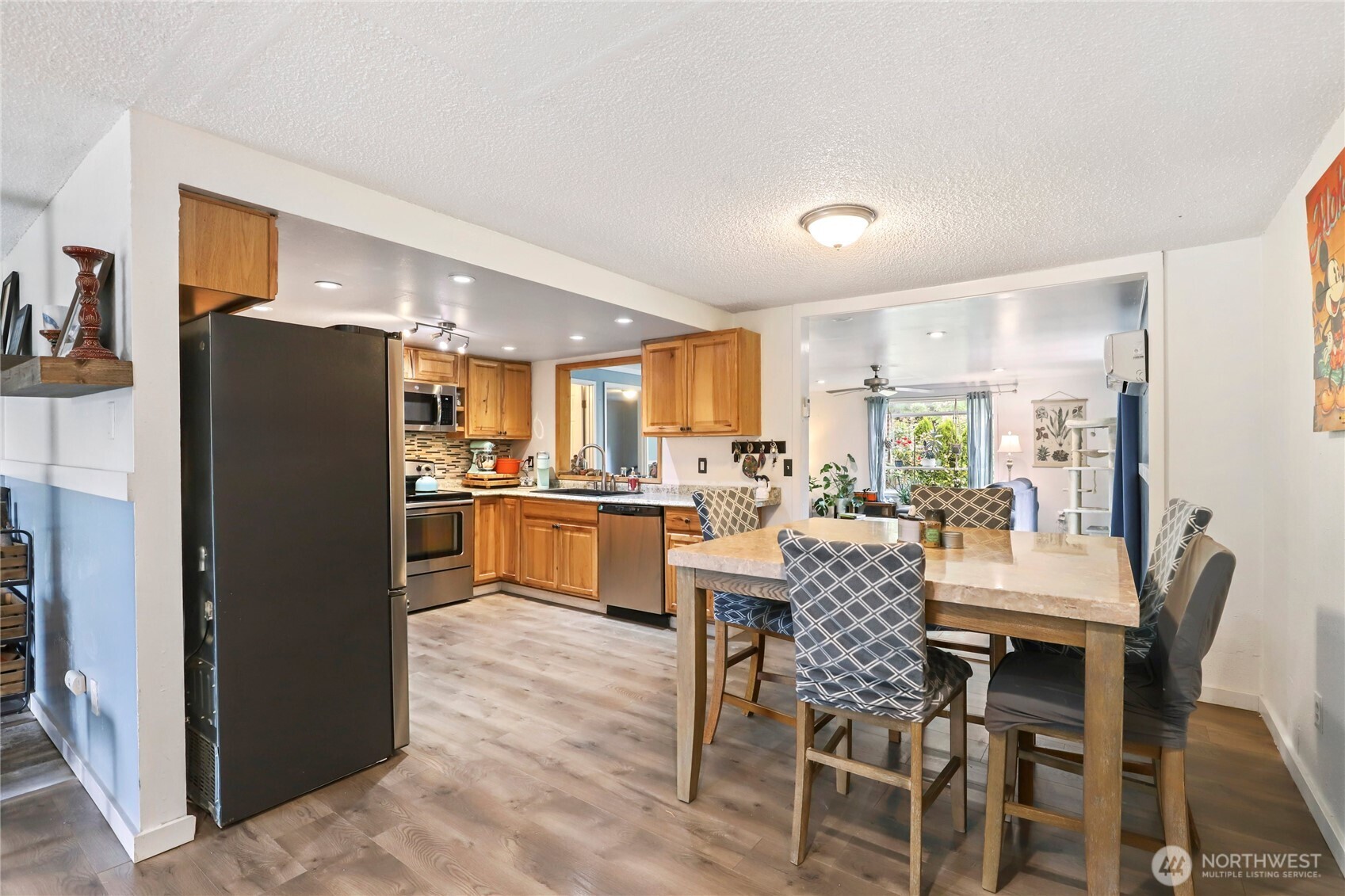 19164 Karl Place NE, Poulsbo, WA 98370