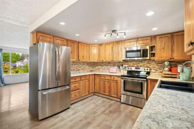 19164 Karl Place NE, Poulsbo, WA 98370 - Photo 10