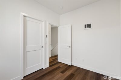 5257 Brooklyn Avenue NE, Seattle, WA 98105 - Photo 22