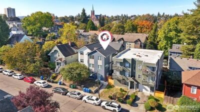 5257 Brooklyn Avenue NE, Seattle, WA 98105 - Photo 3