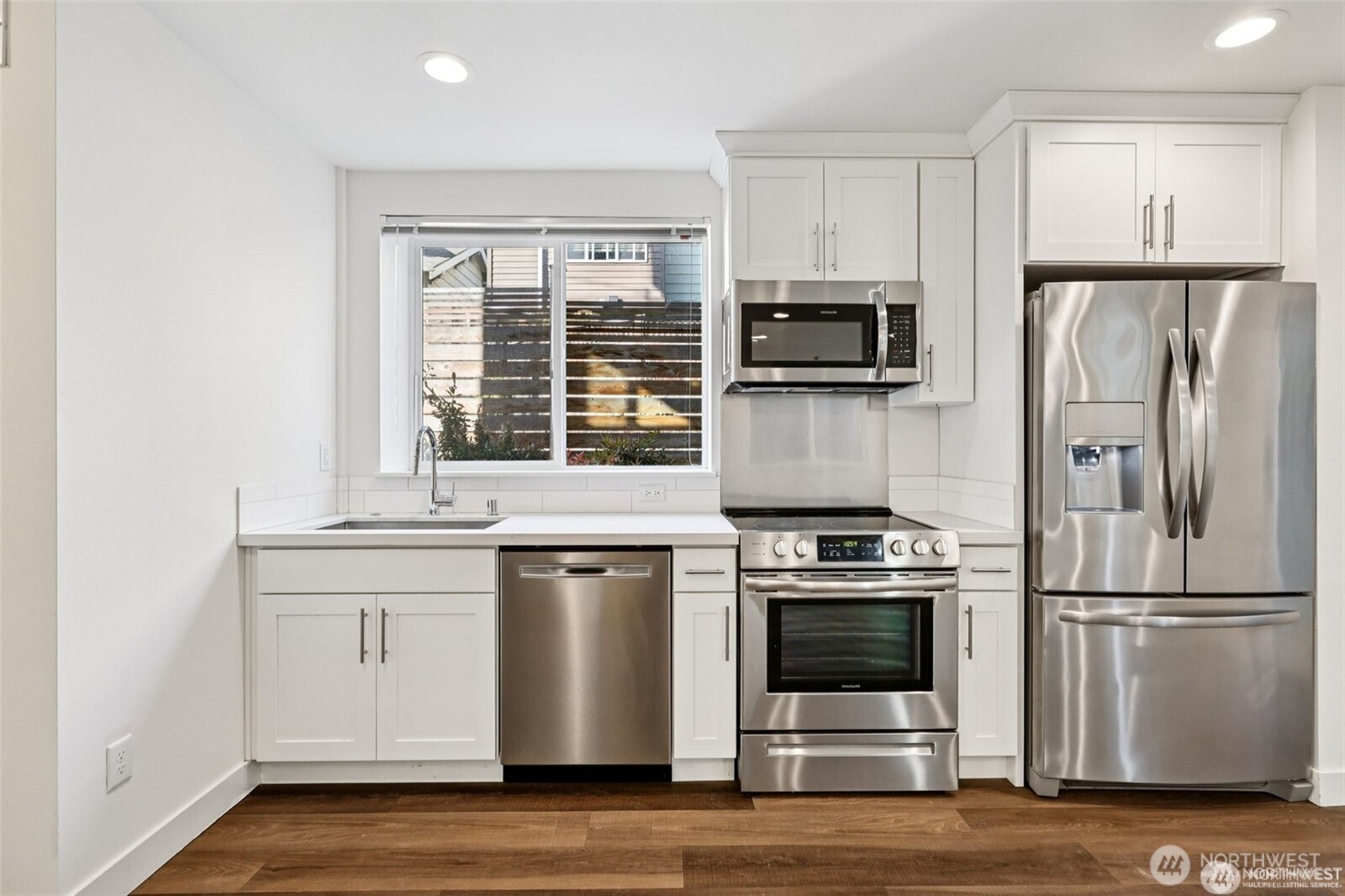 5257 Brooklyn Avenue NE, Seattle, WA 98105
